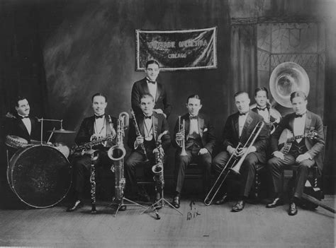 what type of music was popular in the 1920s what kind of dance was most associated with jazz?